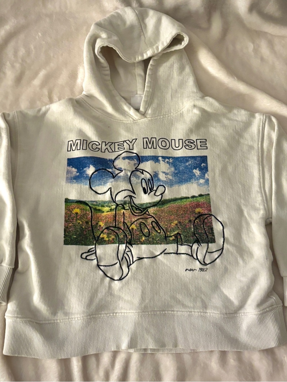 Zara x Disney Mickey Mouse Hoodie Kids Size 8 White Graphic Sweatshirt